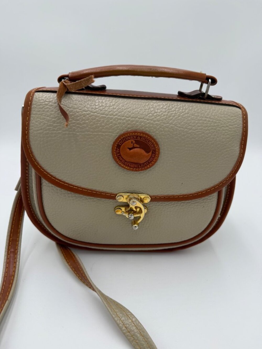 Vintage Dooney & Bourke All-Weather Leather Crossbody Bag Tan Calvary Handbag